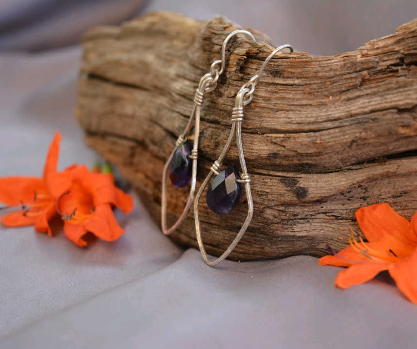 Aoife - Amethyst Earrings
