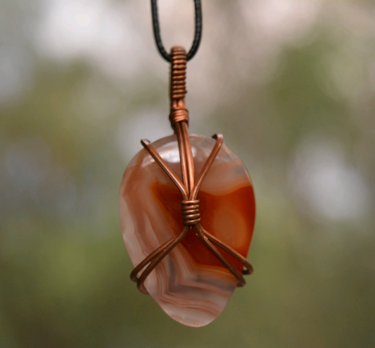Pawa Pendant