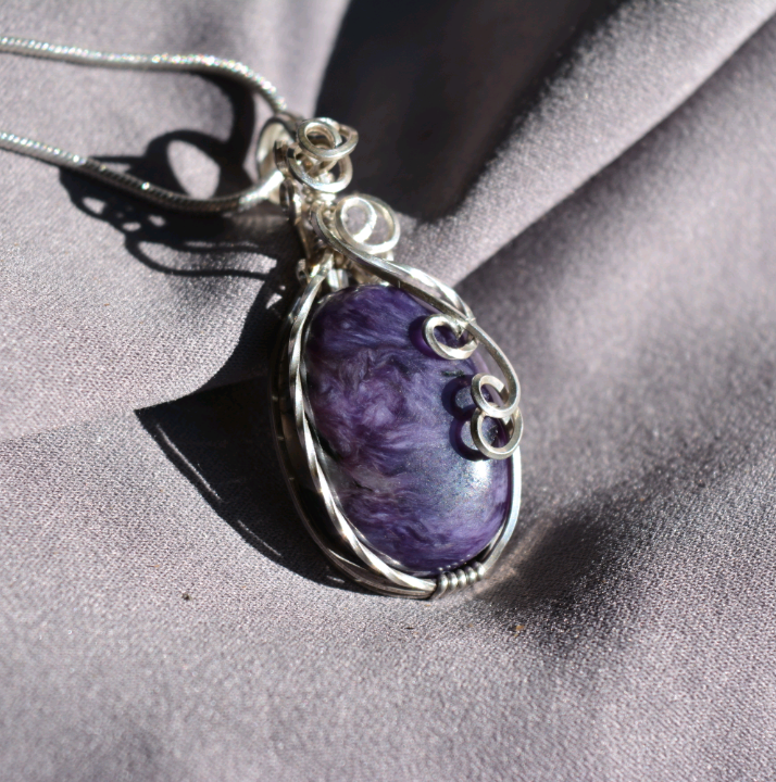 Pasithea - Charoite Pendant